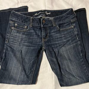 American Eagle Denim jeans. Dark wash. Size 8.